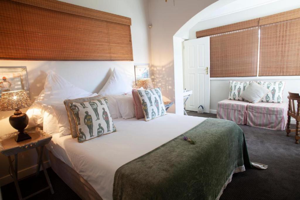 The Grosvenor Guest House & Self Catering Simonʼs Town Eksteriør bilde
