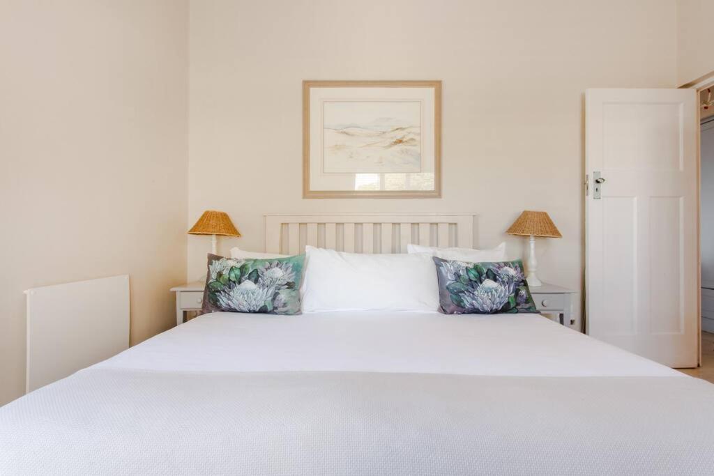 The Grosvenor Guest House & Self Catering Simonʼs Town Eksteriør bilde