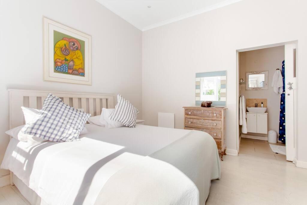 The Grosvenor Guest House & Self Catering Simonʼs Town Eksteriør bilde
