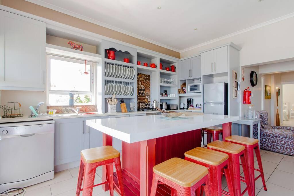 The Grosvenor Guest House & Self Catering Simonʼs Town Eksteriør bilde